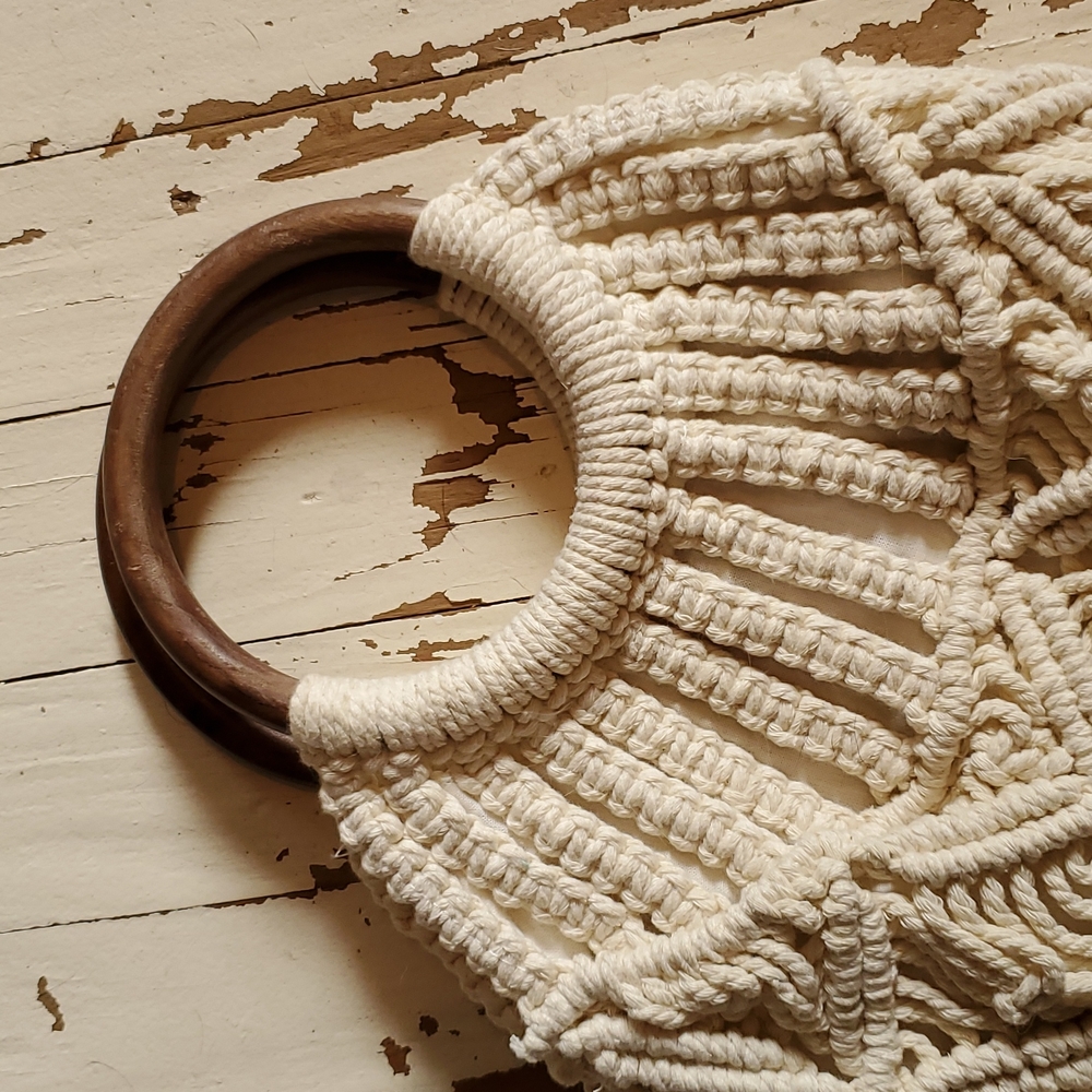 Boho yarn off white hand bag - Picture 3 of 4